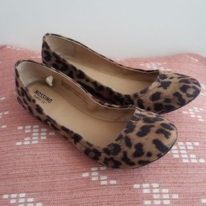 Leopard print ballet flats